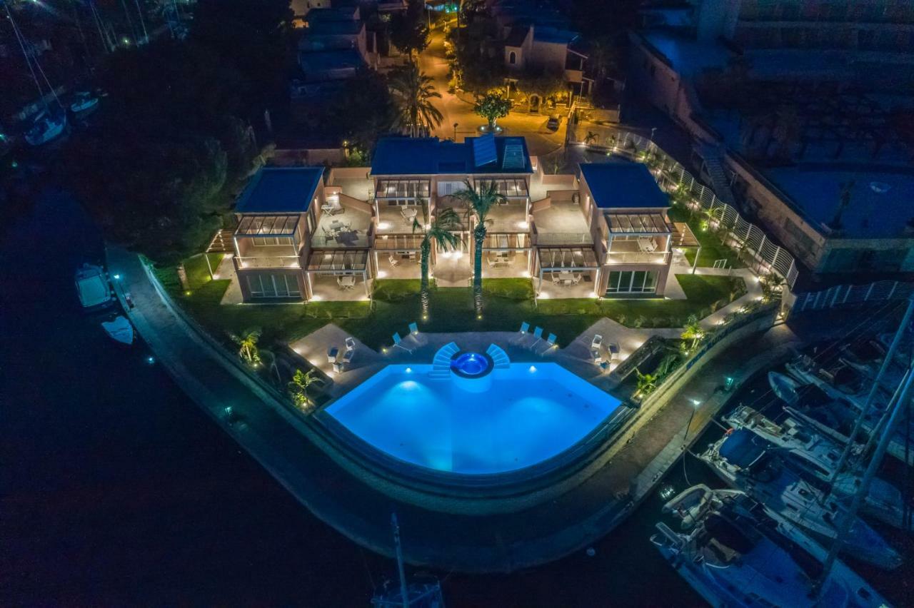 Residence Delfino, Portorosa Furnari Exterior foto