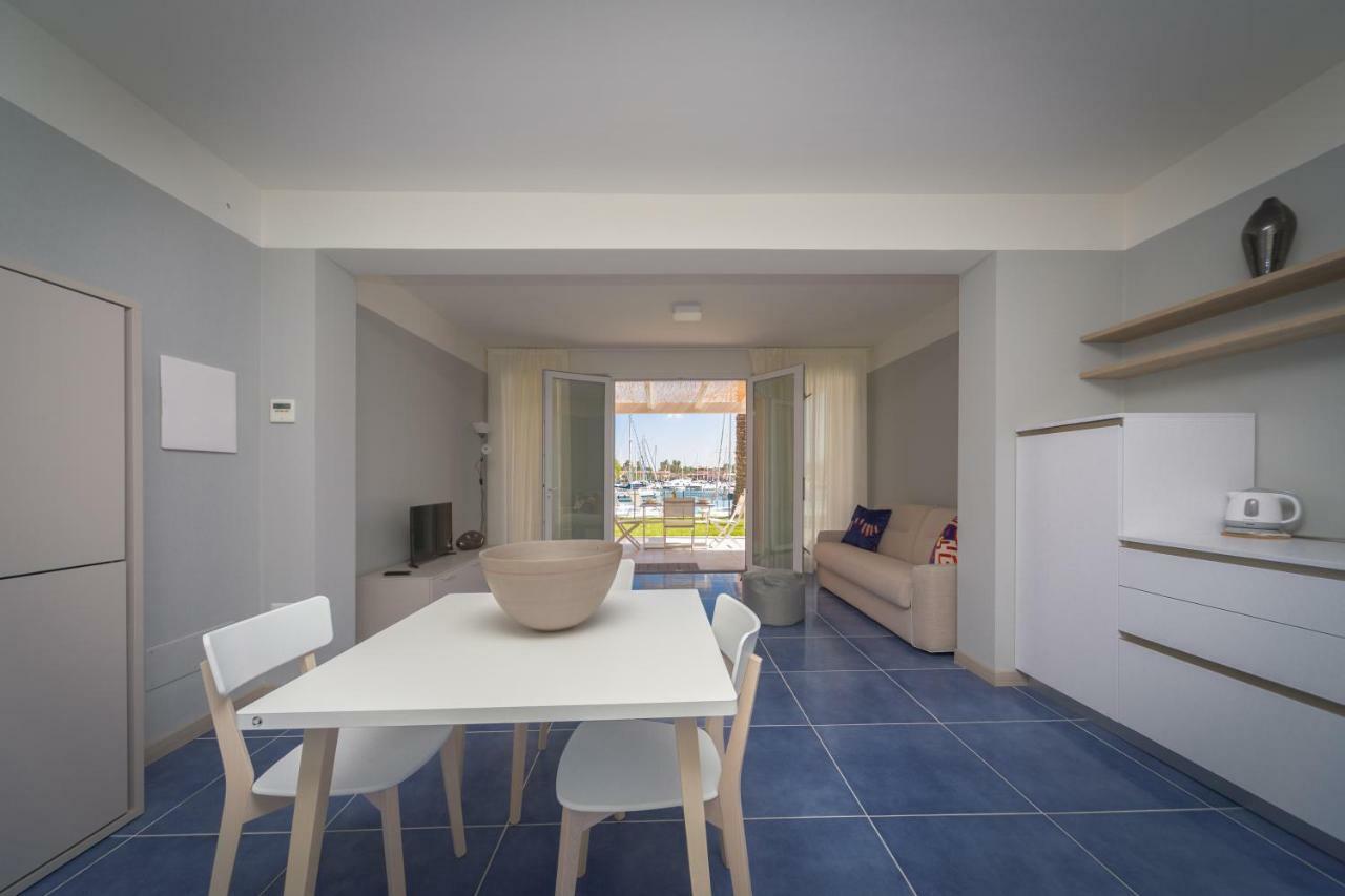Residence Delfino, Portorosa Furnari Exterior foto