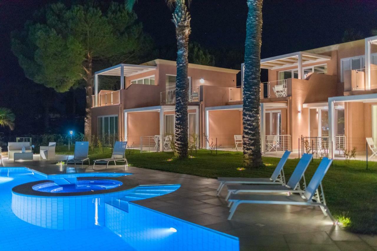 Residence Delfino, Portorosa Furnari Exterior foto